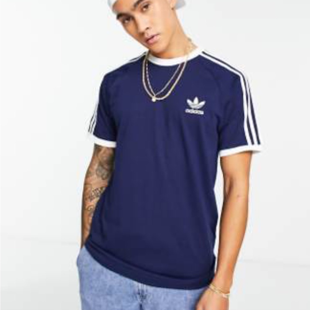 Men’s Adidas originals navy three stripe crewneck T-shirt